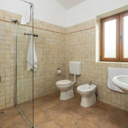 Holiday home Orlene *