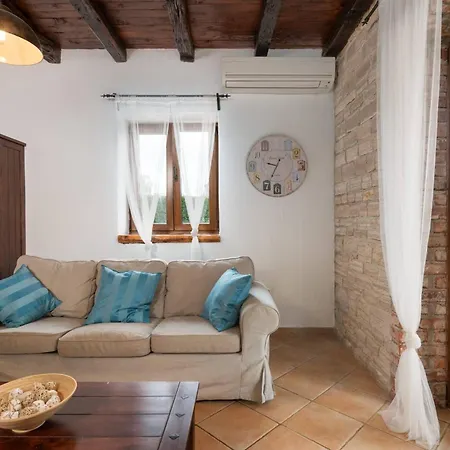 Ferienhaus Orlene *